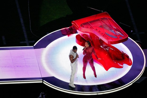 Usher, left, and Alicia Keys perform during halftime of the NFL Super Bowl 58 football game between the San Francisco 49ers and the Kansas City Chiefs Feb. 11, 2024, in Las Vegas. (David J. Phillip/AP)