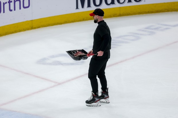 Detroit Red Wings right wing Alex DeBrincat (93) celebrates after scoring during the third period against the Chicago Blackhawks at the United Center Sunday Feb. 25, 2024 in Chicago. (Armando L. Sanchez/Chicago Tribune)