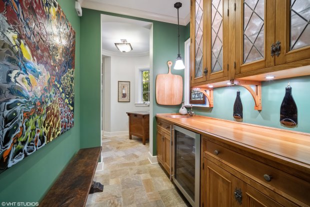 Highland Park 6-bedroom home with solarium: $2M- Original Credit: Diane Cojocaru/VHT Studios