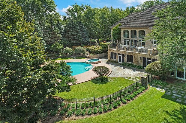 DCIM100MEDIADJI_0869.JPGUser Upload Caption: South Barrington 5-bedroom home with pool: $2.9M - Original Credit: Ryan Hansen/Hapi Photography