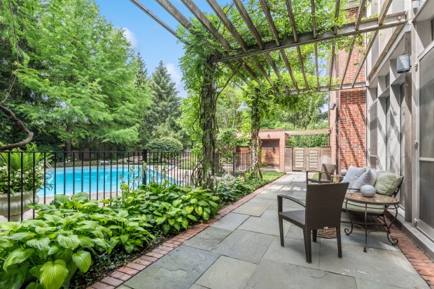 Wilmette 5-bedroom home with indoor golf range: $3.5M- Original Credit: VHT Studios