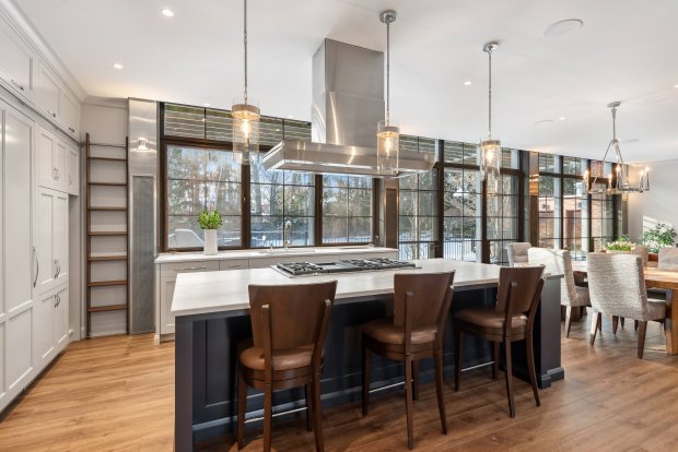 Wilmette 5-bedroom home with indoor golf range: $3.5M- Original Credit: VHT Studios