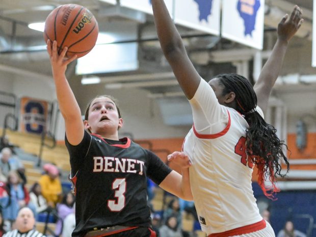 Benet's Aria Mazza (3) takes a shot around Bolingbrook's Jasmine Jones (40) during the Oswego 4A Sectional semi-final basketball game on Tuesday, Feb. 20, 2024. (Mark Black / Naperville Sun)