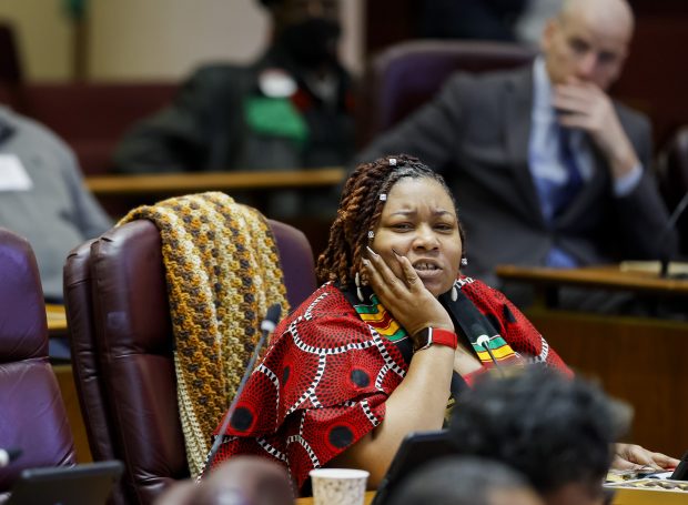 Ald. Jeanette Taylor, 20th, speaks in favor of the dollar store ordinance during a City Council meeting on Feb. 21, 2024. (Vincent Alban/Chicago Tribune)