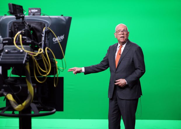 WGN-TV chief meteorologist Tom Skilling delivers a weather report at WGN headquarters in Chicago on Jan. 24, 2024. Skilling is about to retire from his position. (Terrence Antonio James/Chicago Tribune)