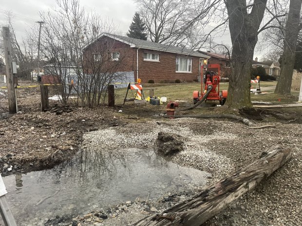 The red brick in the back bleongs to Macias and Gomez but they haven't lived there for weeks because of the flooding and loud noises. (Hank Sanders/Daily Southtown)