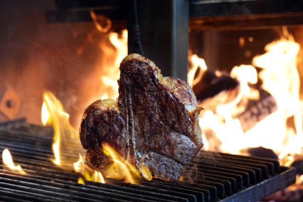 The bistecca alla Fiorentina at Tre Dita. (Terrence Antonio James/Chicago Tribune)