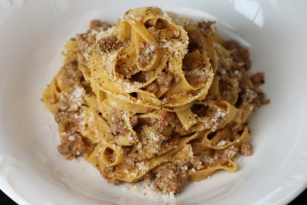 The tagliatelle al ragù bianco at Tre Dita. (Terrence Antonio James/Chicago Tribune)