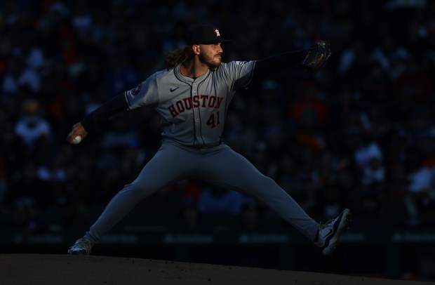 Astros starting pitcher Spencer Arrighetti throws in the first inning against the Cubs at Wrigley Field on April 24, 2024, in Chicago. (John J. Kim/Chicago Tribune)