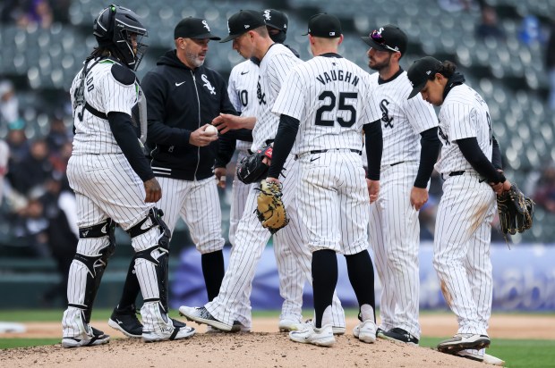 Chicago White Sox relief pitcher Chris Flexen (77) is taken out during the fifth inning of the game against the Atlanta Braves at Guaranteed Rate Field in Chicago on April 1, 2024. (Eileen T. Meslar/Chicago Tribune)