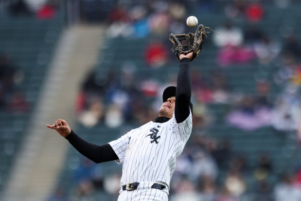 Chicago White Sox second baseman Nicky Lopez (8) catches a pop-up during the sixth inning of the game against the Atlanta Braves at Guaranteed Rate Field in Chicago on April 1, 2024. (Eileen T. Meslar/Chicago Tribune)
