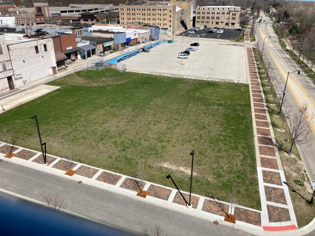 When built and open, the College of Lake County's urban farm will occupy this site on Sheridan Road. (Steve Sadin/Lake County News-Sun)