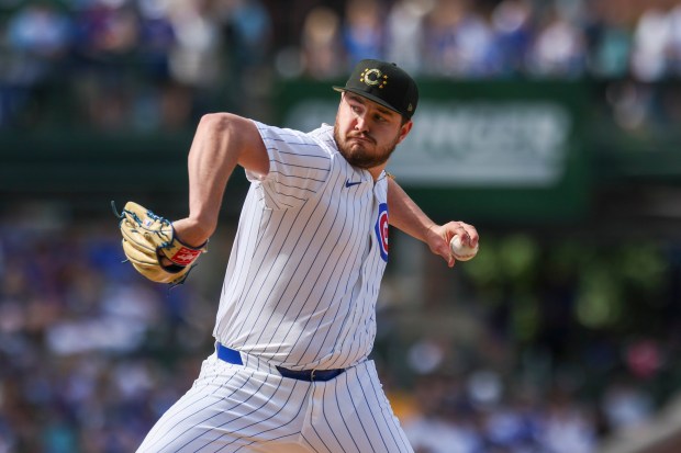 Chicago Cubs pitcher Luke Little (43) pitches during the ninth inning against the Pittsburgh Pirates at Wrigley Field on May 19, 2024. (Eileen T. Meslar/Chicago Tribune)