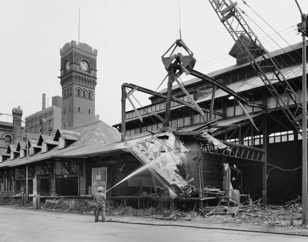 The Dearborn Station Trainshed (47 W. Polk St.) was torn down in 1976. From "Lost in America: Photographing the Last Days of Our Architectural Treasures" by Richard Cahan and Michael Williams. (Cityfiles Press, 2023)