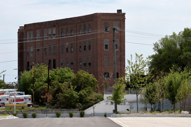 A building at 3951 S. Canal Street in Chicago, the site of what was a proposed migrant shelter on May 6, 2024. (Antonio Perez/Chicago Tribune)