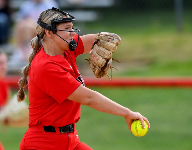 Mundelein's Shae Johnson (17) pitches in the third inning. Mundelein's softball team defeated Prospect 5-0 in the Class 4A Mundelein Regional championship game title at Mundelein, Friday May 24, 2024. (Rob Dicker/for the Lake New-Sun)