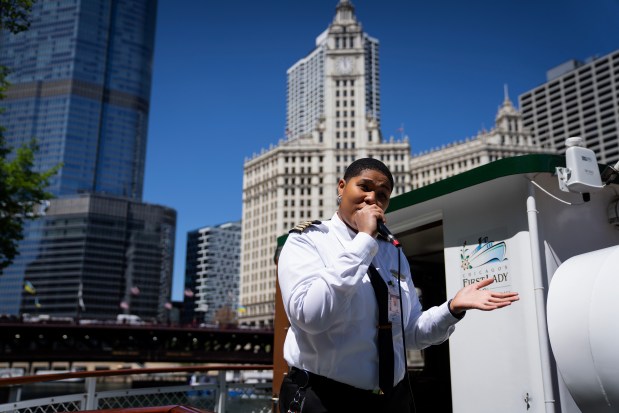Chicago's First Lady Cruises Captain Diamond Gibbs greets passengers on a Chicago Architecture Center River Cruise on the Chicago River, April 30, 2024. (E. Jason Wambsgans/Chicago Tribune)