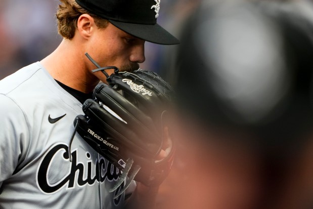 Chicago White Sox starting pitcher Drew Thorpe walks back to the dugout after facing the Seattle Mariners during the second inning of a baseball game Tuesday, June 11, 2024, in Seattle. (AP Photo/Lindsey Wasson)