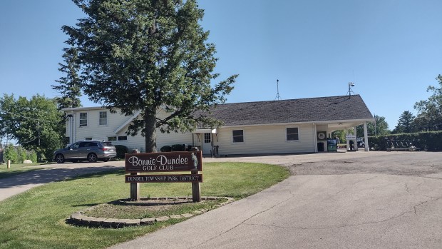 Bonnie Dundee Golf Course in Carpentersville needs a new clubhouse, something the Dundee Township Park District is trying to find the funds to build, officials said. (Mike Danahey/The Courier-News)