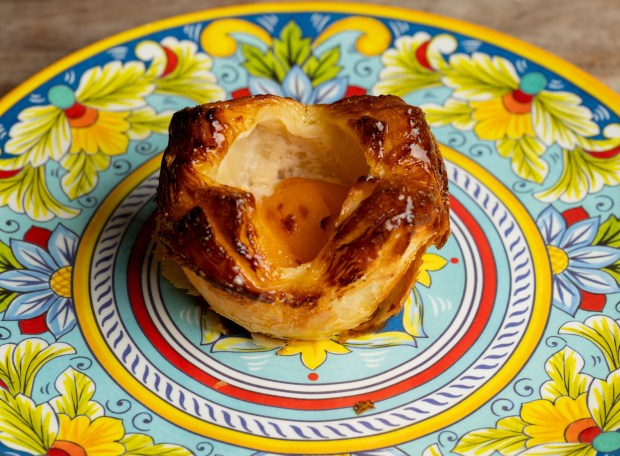 A peach cruffin on July 13, 2024, at Pan Artesanal Bakery in Chicago. (Vincent Alban/for the Chicago Tribune)