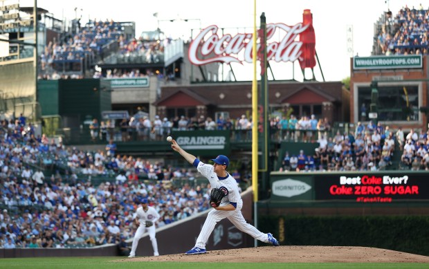 Chicago Cubs starting pitcher Kyle Hendricks (28) delivers to the Arizona Diamondbacks in the second inning of a game at Wrigley Field in Chicago on July 20, 2024. (Chris Sweda/Chicago Tribune)