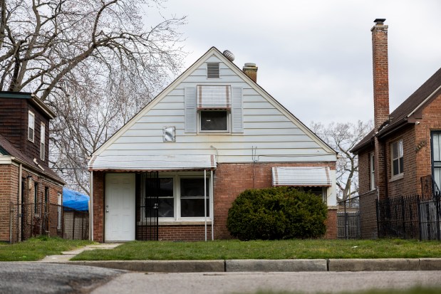 A home in the 1400 block of W. 112th Street, in the Morgan Park neighborhood on March 27, 2024. According to Karina Fuentes, the home was unlivable when she attempted to move in last year. (Armando L. Sanchez/Chicago Tribune)