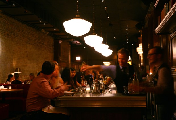 The upstairs bar at Bavette's. (E. Jason Wambsgans/Chicago Tribune)