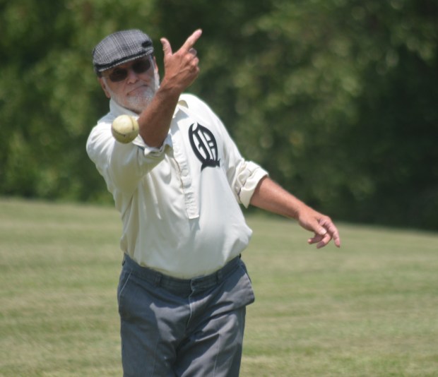 Quarryman pitcher Richard Kurek delivers against Blue Island in Lemont. (Jeff Vorva/for the Daily Southtown)