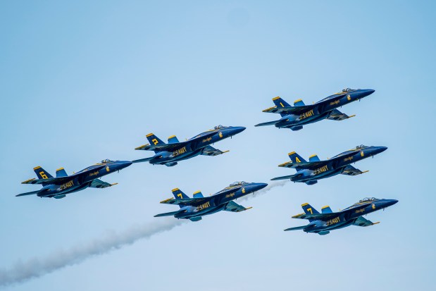 Members of the U.S. Navy Blue Angels perform a practice run for the 2022 Chicago Air and Water Show near Oak Street Beach Thursday Aug. 18, 2022 in Chicago.(Armando L. Sanchez/Chicago Tribune)