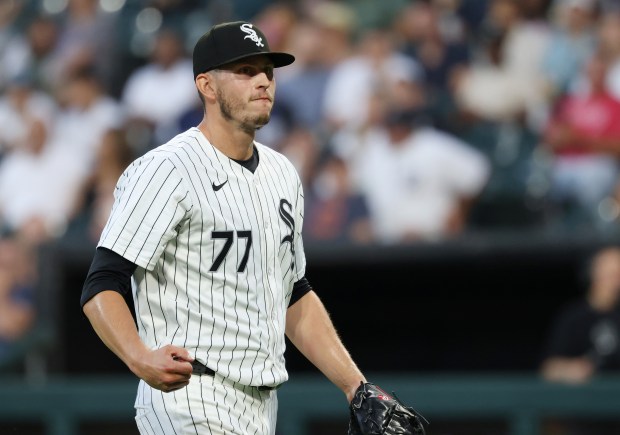 White Sox starting pitcher Chris Flexen heads to the dugout after the first inning against the Tigers on Aug. 23, 2024, at Guaranteed Rate Field. (John J. Kim/Chicago Tribune)