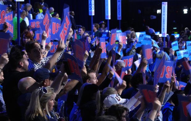 Delegates on the floor of the Democratic National Convention at the United Center, Chicago on Aug. 19, 2024. (E. Jason Wambsgans/Chicago Tribune)