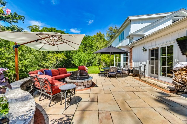 Downers Grove 4-bedroom home with 2 outdoor patios. (Colin Thompson/Realvision)