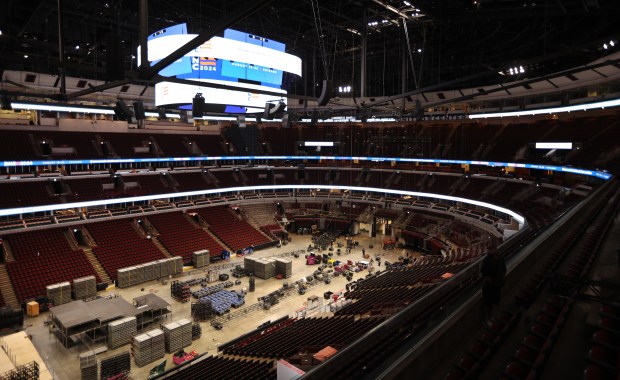 Work continues inside the United Center in Chicago on Thursday, Aug. 1, 2024, as preparations are made for the upcoming Democratic National Convention, scheduled for Aug. 19-22. (Chris Sweda/Chicago Tribune)