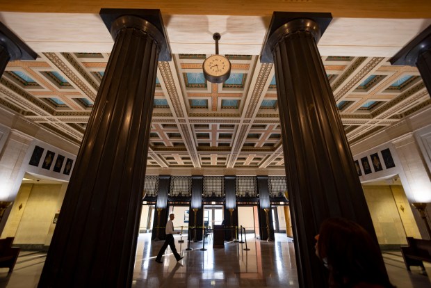 The original lobby at the Leighton Criminal Court Building, is seen on Jan. 27, 2023. (Brian Cassella/Chicago Tribune)