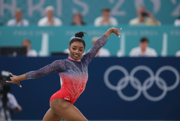 USA's Simone Biles competes on her floor routine Monday, Aug. 5, 2024, at Bercy Arena during the Paris Olympics. (Brian Cassella/Chicago Tribune)