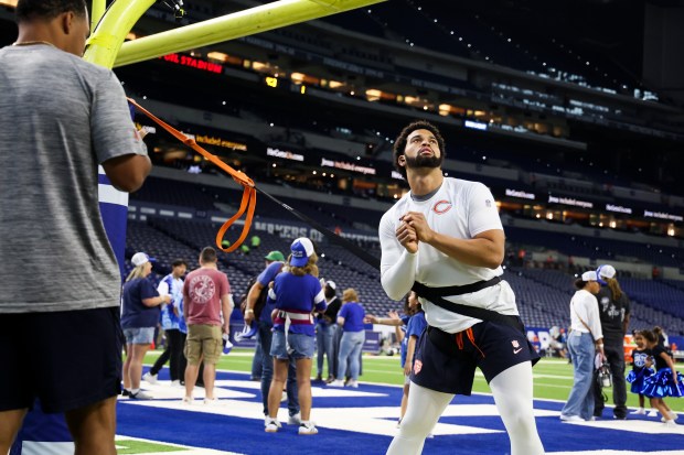 Chicago Bears quarterback Caleb Williams warms up before the game against the Indianapolis Colts at Lucas Oil Stadium in Indianapolis on Sunday, Sept. 22, 2024.(Eileen T. Meslar/Chicago Tribune)