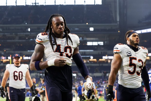 Bears linebacker Tremaine Edmunds walks off the field after losing against the Colts 21-16 at Lucas Oil Stadium in Indianapolis on Sept. 22, 2024.(Eileen T. Meslar/Chicago Tribune)