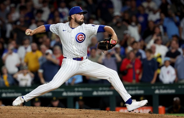 Chicago Cubs relief pitcher Porter Hodge (37) delivers to the Pittsburgh Pirates in the ninth inning of a game at Wrigley Field in Chicago on Sept. 4, 2024. (Chris Sweda/Chicago Tribune)