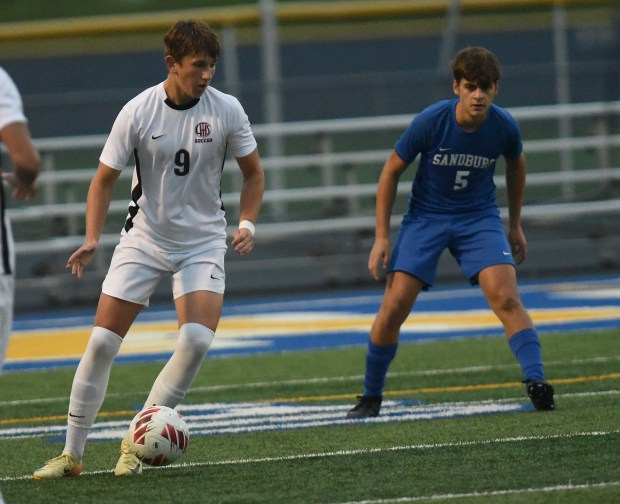 Lockport's Jacob Hareza (9) works his way to the goal against Sandburg during a Southwest Suburban Conference game Tuesday, Sept. 24, 2024 in Orland Park, IL. (Steve Johnston/Daily Southtown)