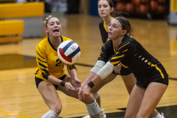 St. Laurence's Aubrey Martinez with a dig against =Homewood-Flossmoor during a nonconference game in Burbank on Thursday, Sept. 12, 2024. (Vincent D. Johnson / Daily Southtown)