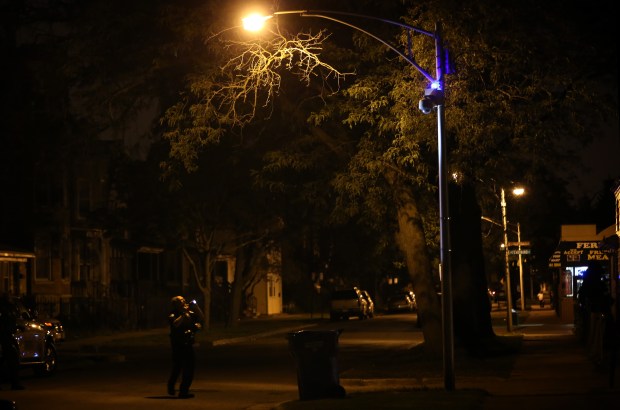 After a 32-year-old man was shot to death in South Austin in 2015, police downloaded video from this POD camera near Hubbard Park to help investigate but made no arrests in the case. (E. Jason Wambsgans/Chicago Tribune)