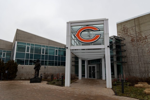 Bears headquarters at Halas Hall on Jan. 17, 2023. (Brian Cassella/Chicago Tribune)