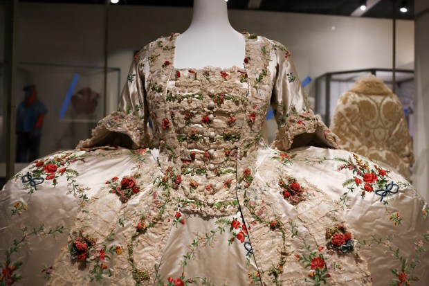 A robe à la française from 1740-1775 is displayed in the "Dressed in History" exhibition at the Chicago History Museum on Oct. 16, 2024. (Eileen T. Meslar/Chicago Tribune)