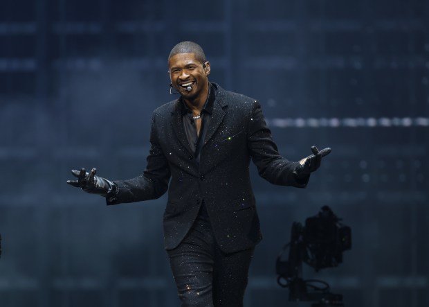 Usher performs at the United Center on Oct. 28, 2024. (Talia Sprague/for the Chicago Tribune)