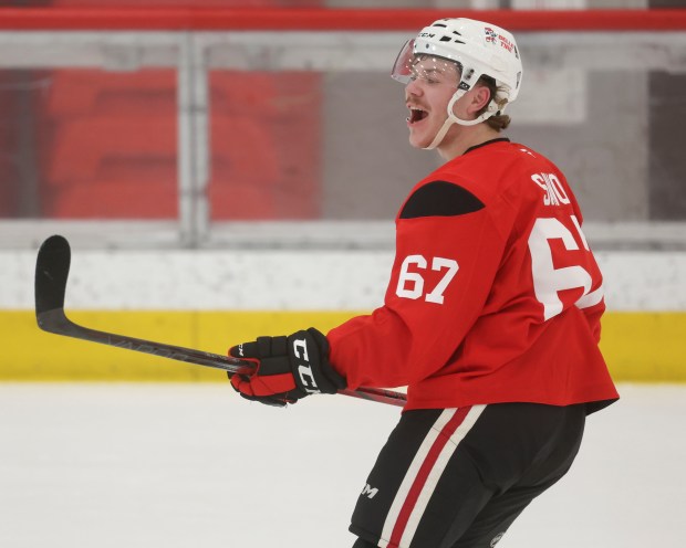 Chicago Blackhawks left wing Samuel Savoie (67) practices Wednesday, Sept. 11, 2024, at Fifth Third Arena. (Brian Cassella/Chicago Tribune)