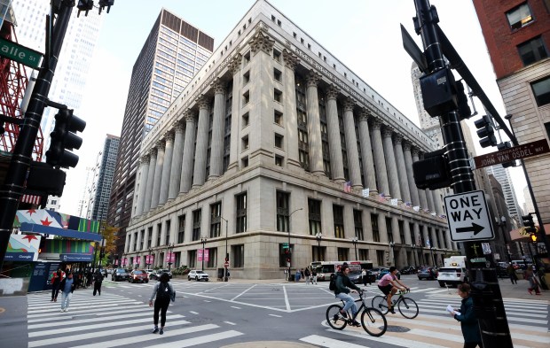 Chicago City Hall on Oct. 22, 2024. (Chris Sweda/Chicago Tribune)