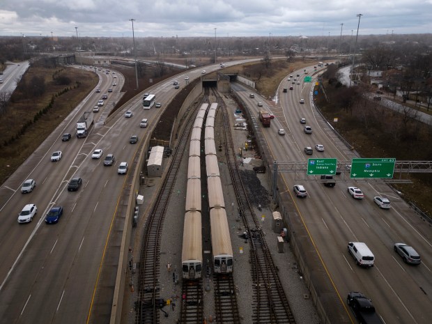 CTA Red Line terminus to the south of the 95th Street station, March 10, 2023. (E. Jason Wambsgans/Chicago Tribune)