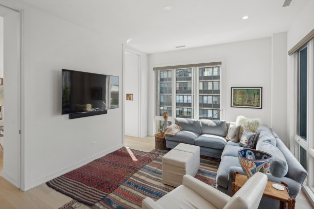 This Lincoln Park penthouse duplex at 2753 N. Hampden Court, Unit PHA, comes with private elevator access and has three en-suite bedrooms. (Joe Compean/VHT)