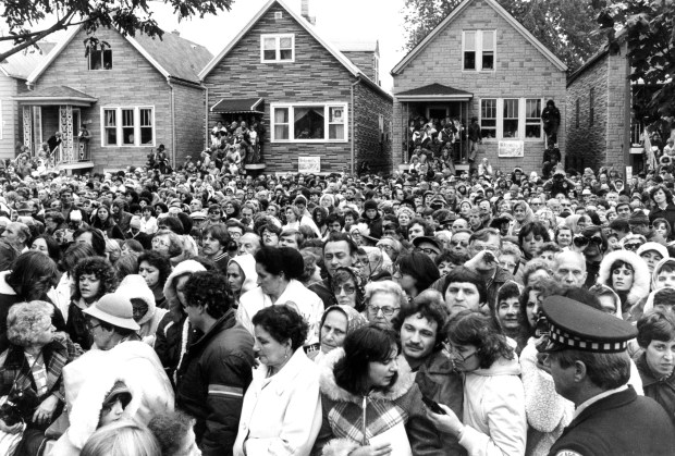 Crowds jammed the streets and parking lot surrounding Five Holy Martyrs Church at 43rd and Richmond Street on Oct. 5, 1979, to hear Pope John Paul II give an open-air mass in Polish to a mostly Polish crowd. (Bob Fila/Chicago Tribune)