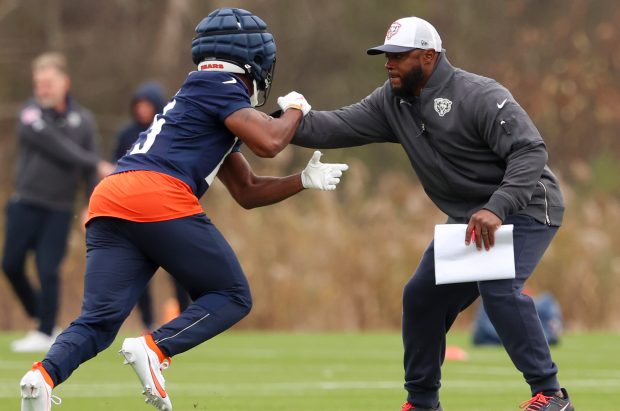 Bears offensive coordinator Thomas Brown, right, during practice at Halas Hall on Nov. 13, 2024, in Lake Forest. (Stacey Wescott/Chicago Tribune)